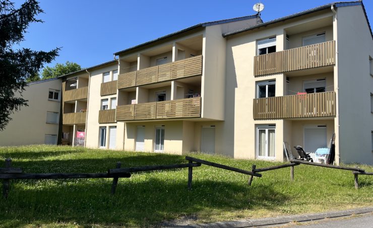 Appartement T4 83m² 63380 PONTAUMUR - Image 3